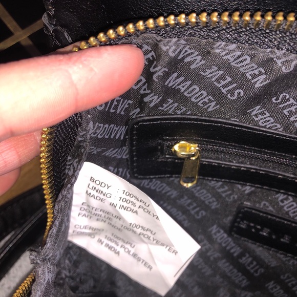 STEVE MADDEN black and gold simple crossbody purse - Picture 5 of 9